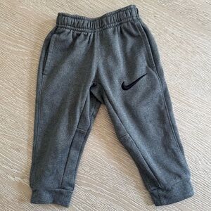 Nike gray Dri-Fit toddler sweatpants, 2T